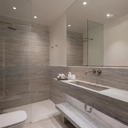 Akron House Villa *