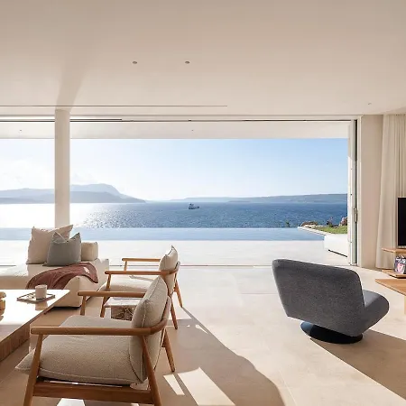 Akron House Villa *